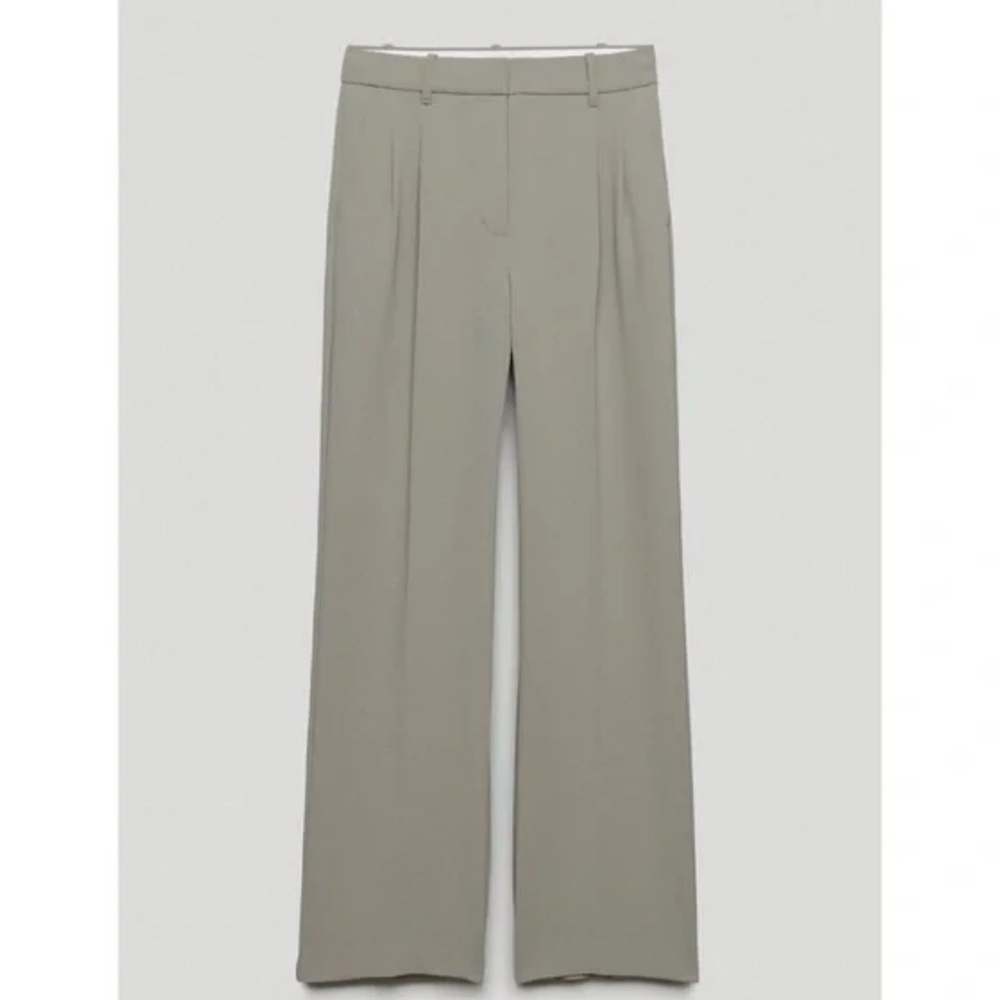 Aritzia Effortless Pants